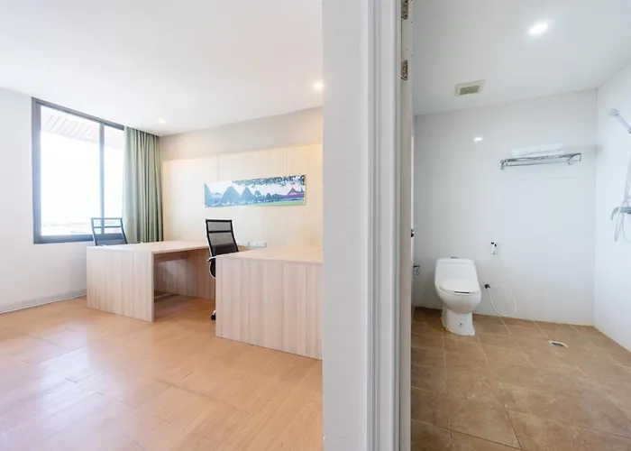 S.T.Hotel (Shuntai Hotel)