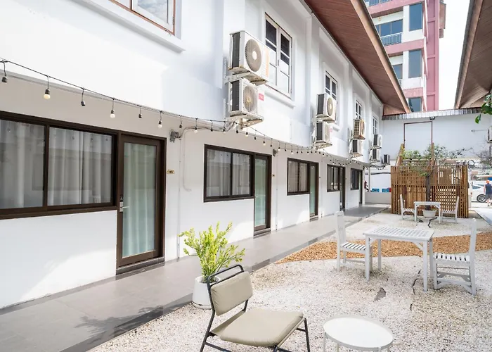 Hotel S.T.Hotel (Shuntai Hotel) Bangkok