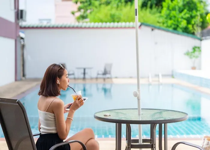 S.T.Hotel (Shuntai Hotel) Hotel