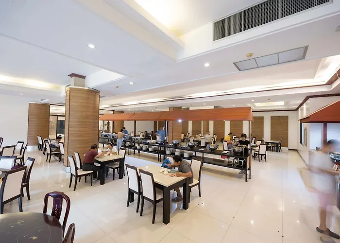 Hotel S.T.Hotel (Shuntai Hotel) 5*