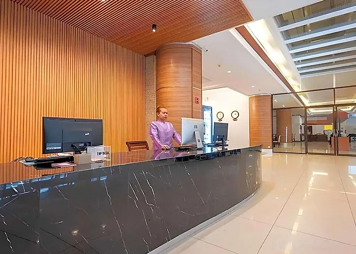 Hotel S.T.Hotel (Shuntai Hotel) 5*