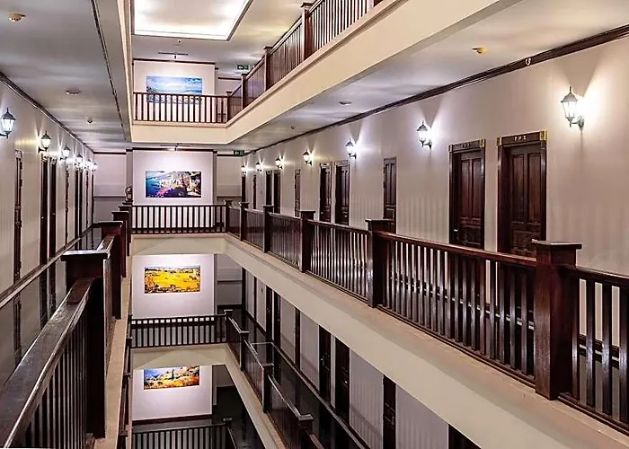 S.T.Hotel (Shuntai Hotel) Hotel